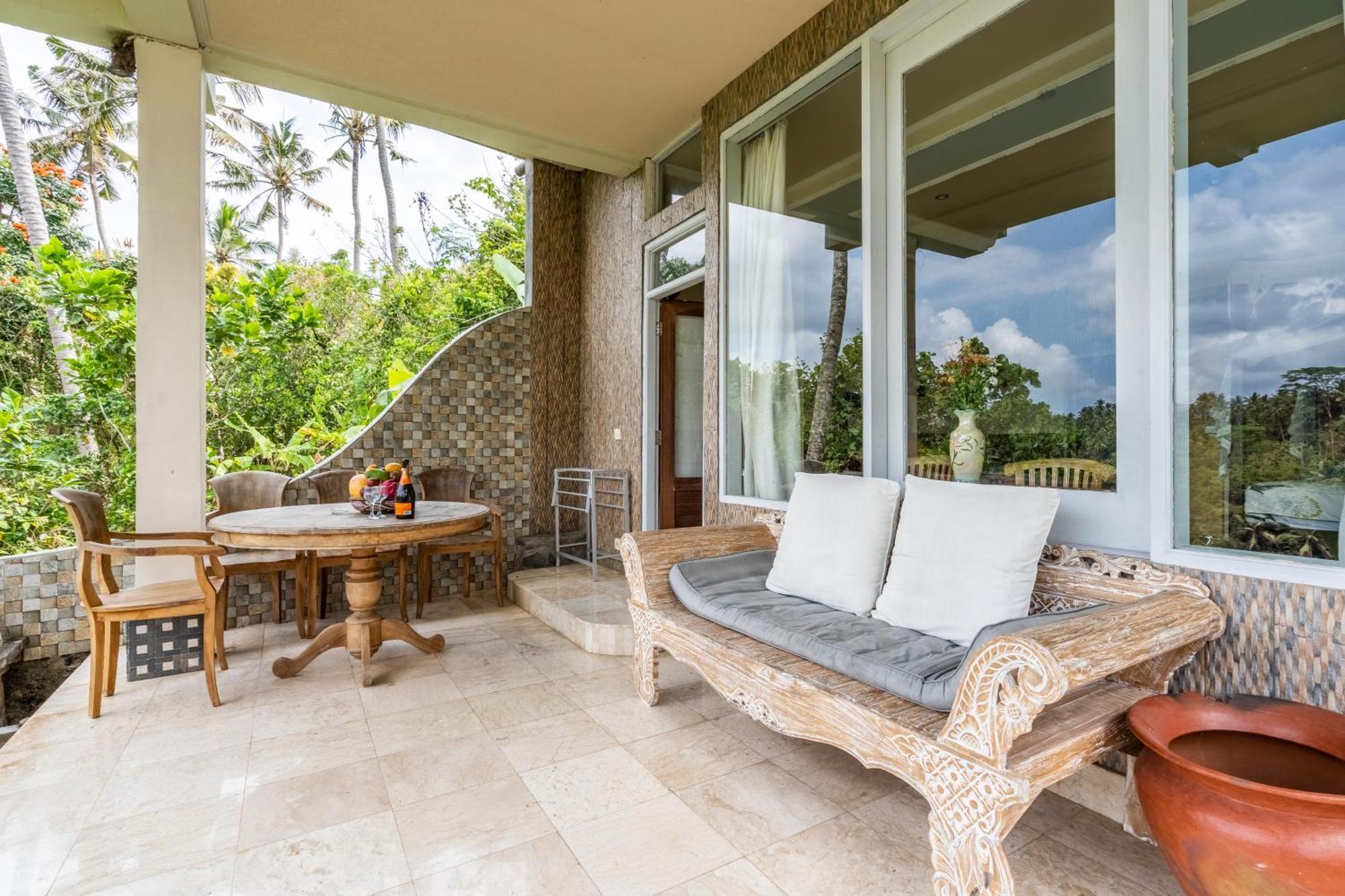 Tirta Asri Ubud Villa חדר תמונה
