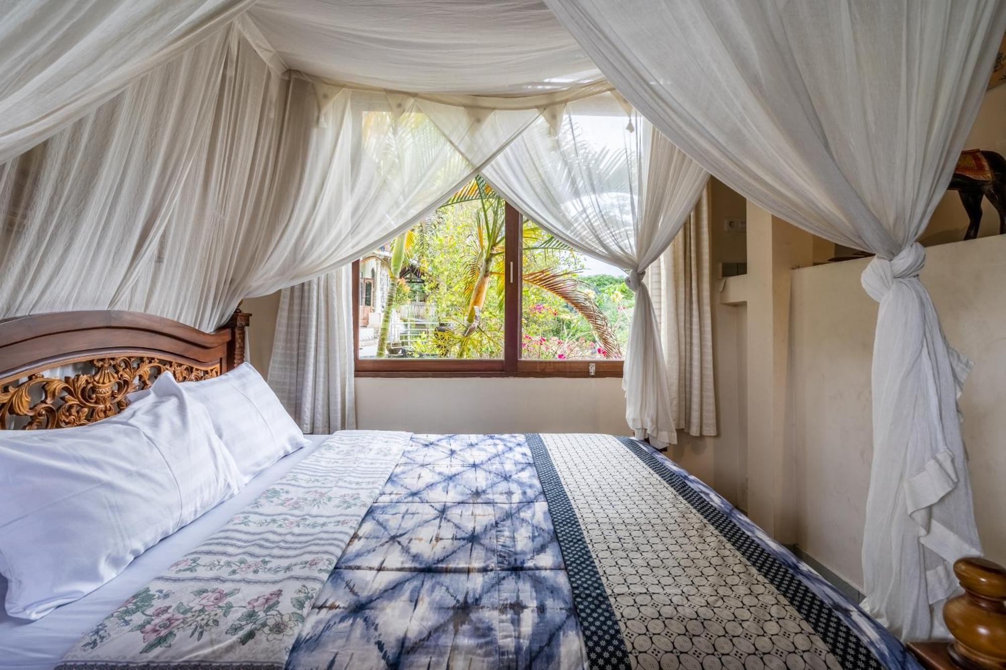 Tirta Asri Ubud Villa חדר תמונה
