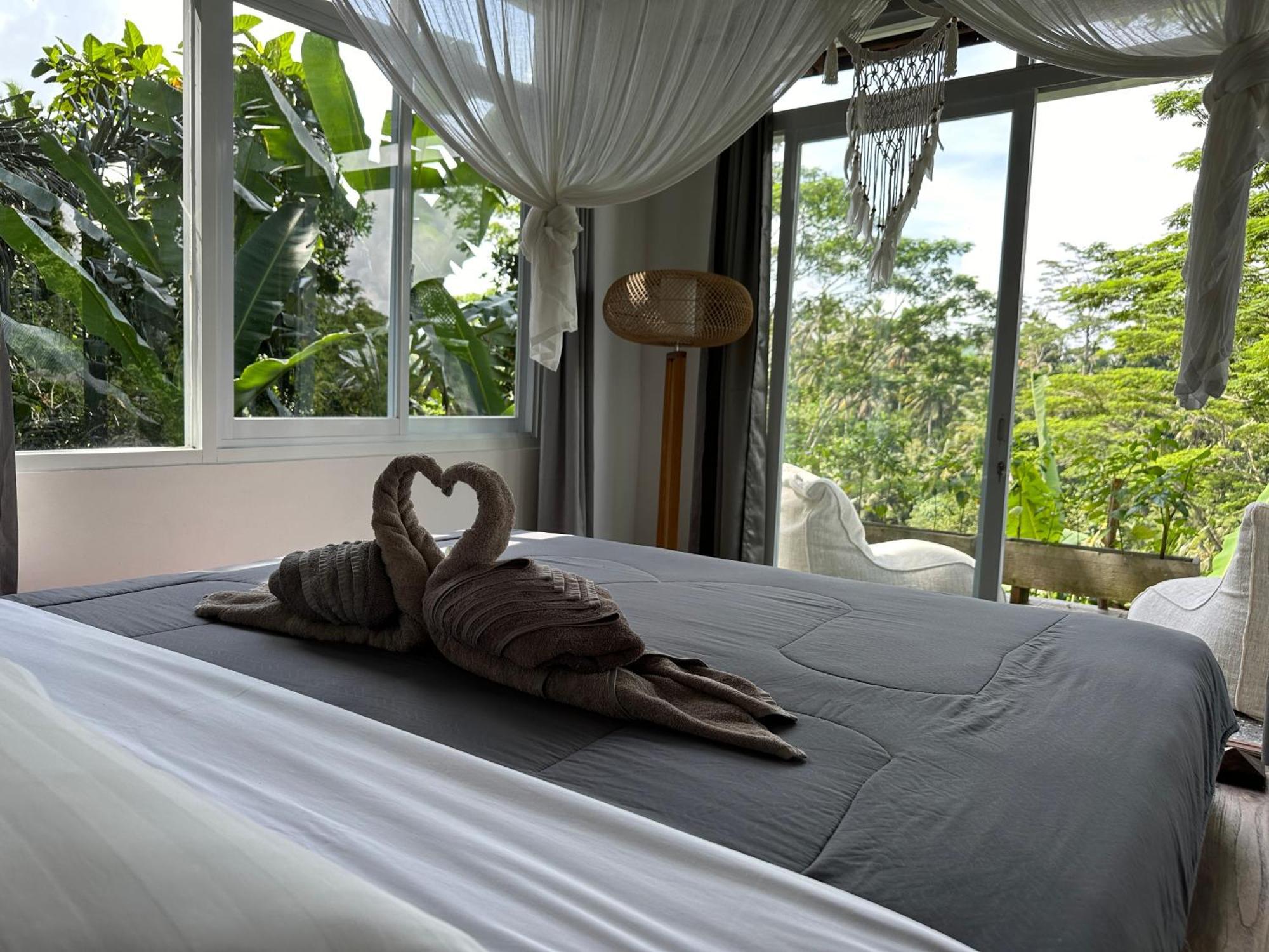 Tirta Asri Ubud Villa חדר תמונה