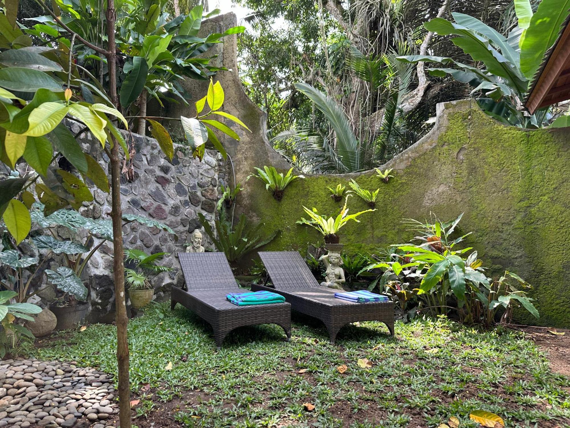 Tirta Asri Ubud Villa חדר תמונה