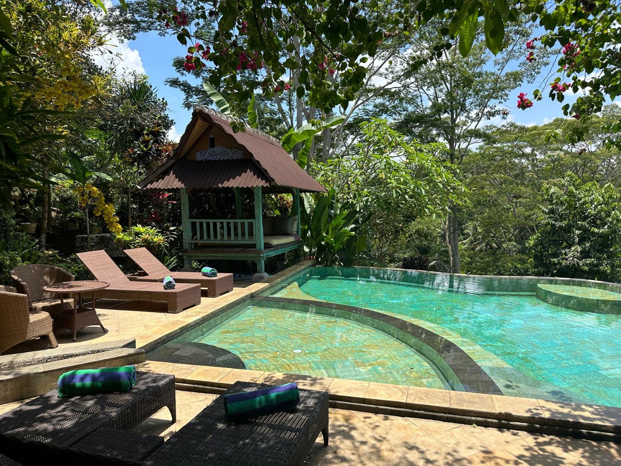 Tirta Asri Ubud Villa מראה חיצוני תמונה