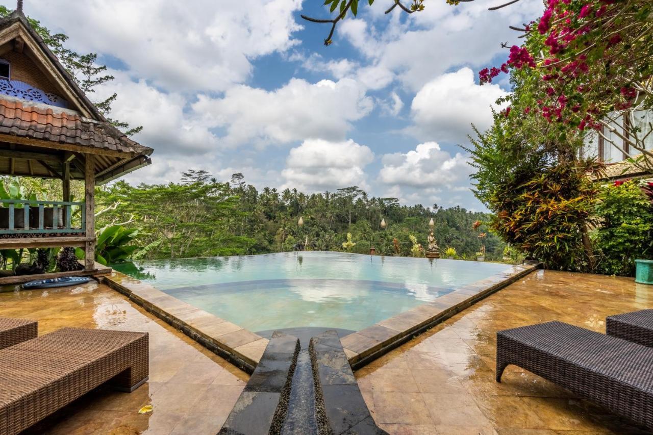 Tirta Asri Ubud Villa מראה חיצוני תמונה
